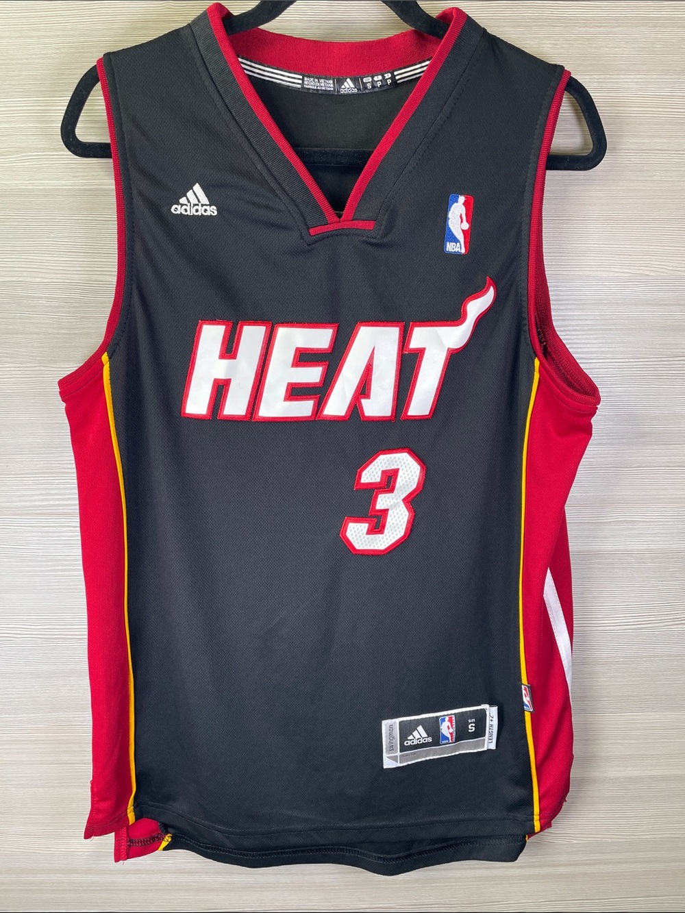 adidas Dwayne Wade Miami HEAT #3 Basketball Jersey Size Small
